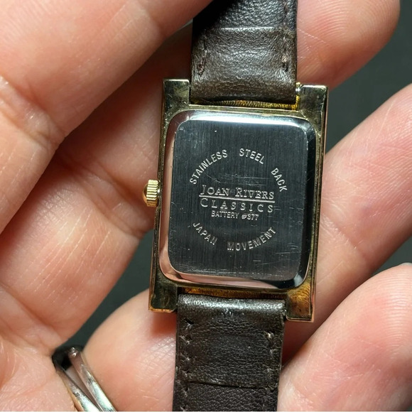 joan rivers classic Ladies Watch Quartz Gold Tone Working With New Battery - Picture 12 of 12